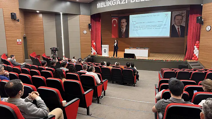 Melikgazi Belediyesi'nden aile yaşam becerileri eğitimi