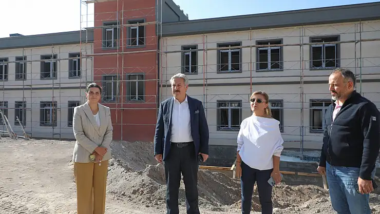 Melikgazi'den 3 mahalleye iki yeni okul