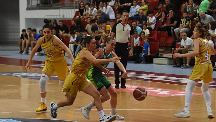 Melikgazi Kayseri Basketbol Erciyes Cup'a yenilgiyle başladı