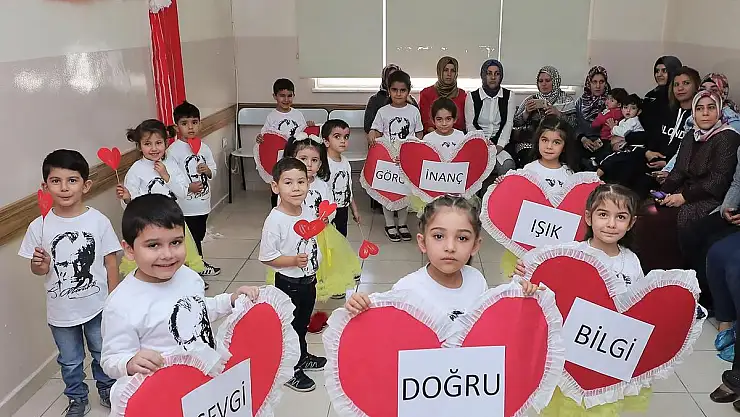 MİNİKLER, ÖĞRETMENLERİNİ UNUTMADI