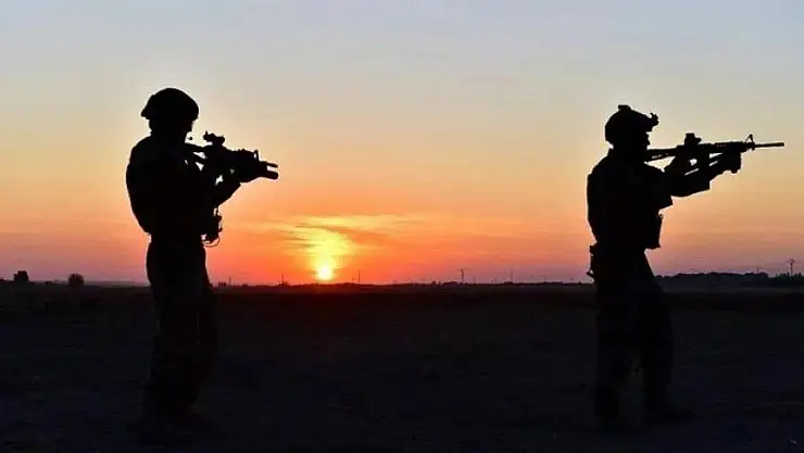 MİT'ten Operasyon: sözde yönetici etkisiz!