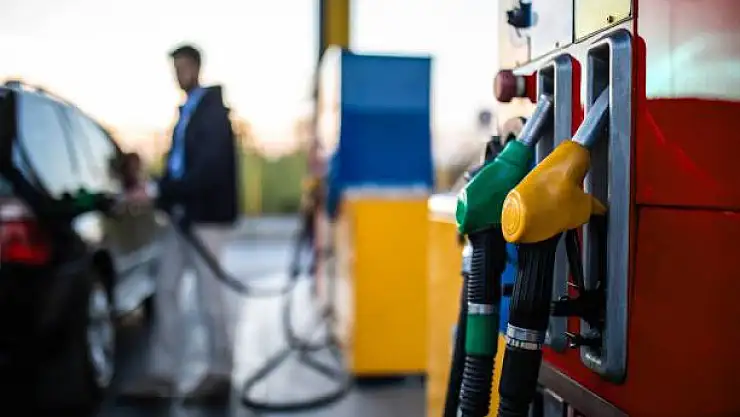 Motorin 36 lirayı geçti