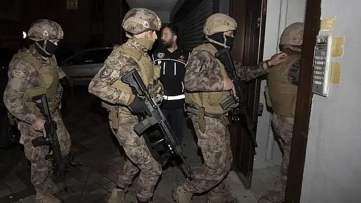 Narkotik operasyonunda 12 kişi tutuklandı