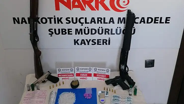 Narkotik operasyonunda 15 gözaltı