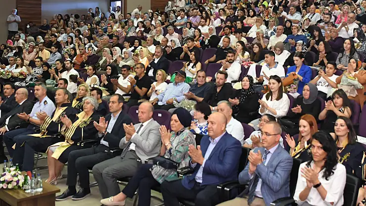 NNYÜ SAĞLIK BİLİMLERİ FAKÜLTESİ MEZUNİYET TÖRENİ