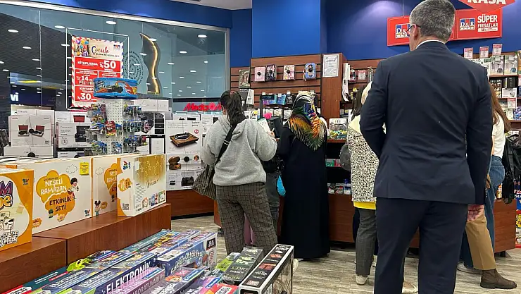 Özgür Özel'in Boykot çağrısı boşa çıktı