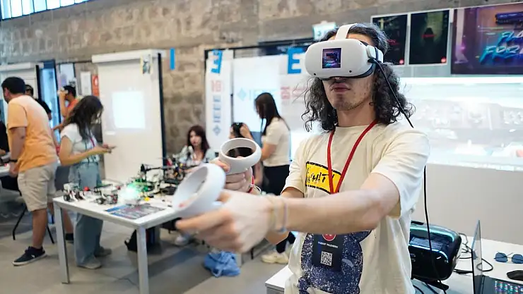 Sanal Gerçeklik Oyunu