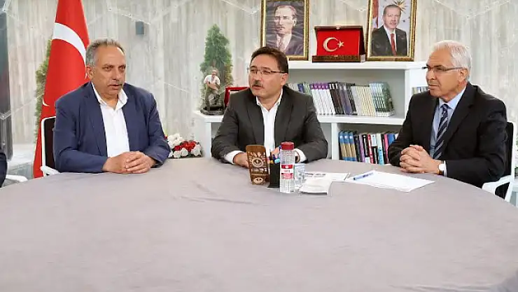 'ŞEFFAF ODA MUHTEŞEM'