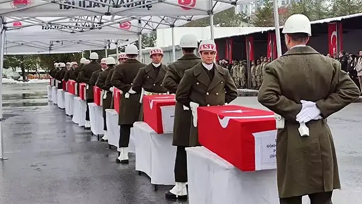 Şehitlerimiz memleketlerine uğurlandı