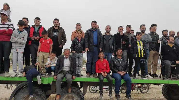 SİNDELHÖYÜK DE STADYUM EKSİK YAPILMŞ