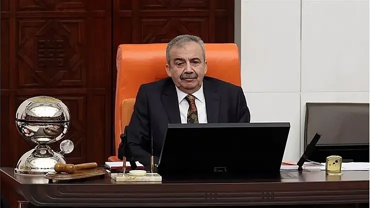 Sırrı Süreyya Önder yoğun bakımda