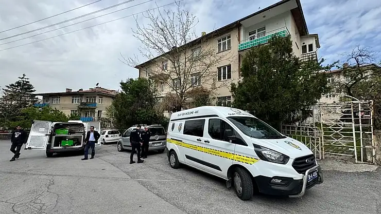 Talas'ta baba ve oğlu arasındaki tartışma kanlı bitti
