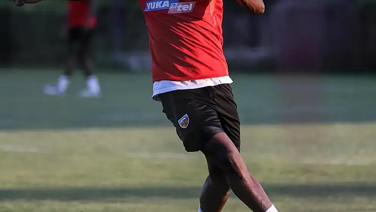 Thiam, Başakşehir maçına yetişemeyecek