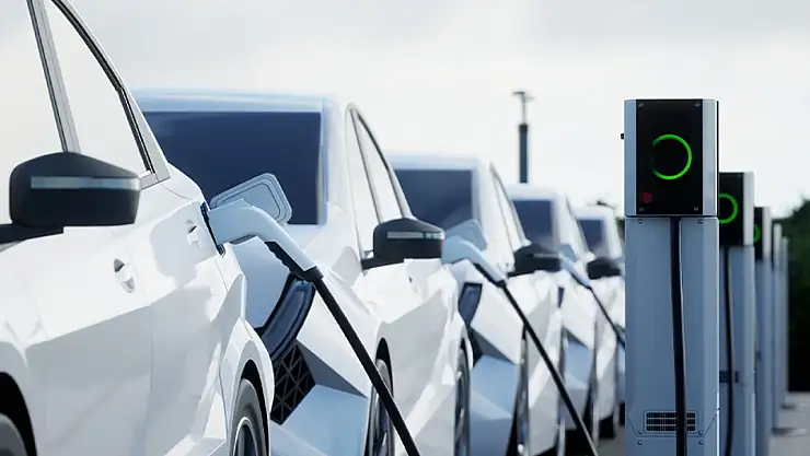 Türkiye'de elektrikli araç şarj istasyonu sayısı 11 bini geçti
