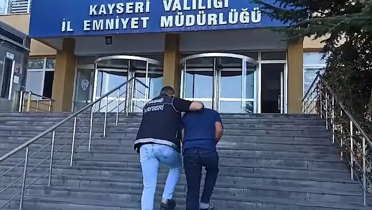 Uyuşturucu satıcılarına yönelik operasyonda 3 kişi yakalandı