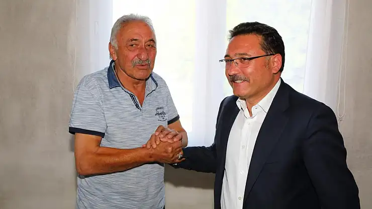 Vali Çiçek, '120 Haneye Evde Bakım Hizmeti Veriyoruz'