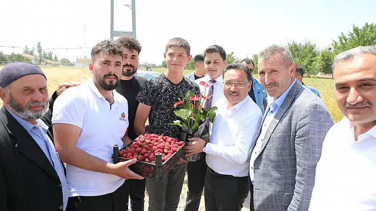 VALİ ÇİÇEK DEVELİ'DE