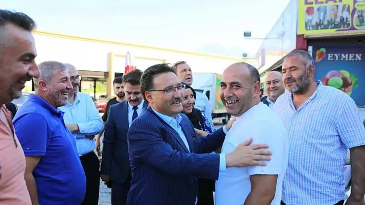 Vali Çiçek, esnaf ve vatandaşlarla bir araya geldi