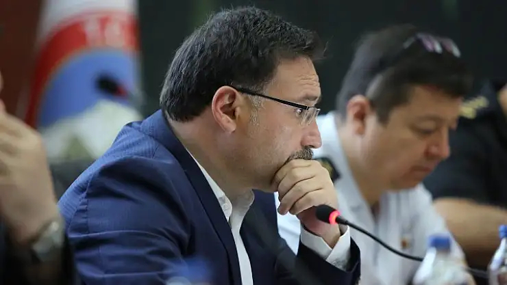 Vali Çiçek, 'Her mahalleye spor okulu kurulmalı'