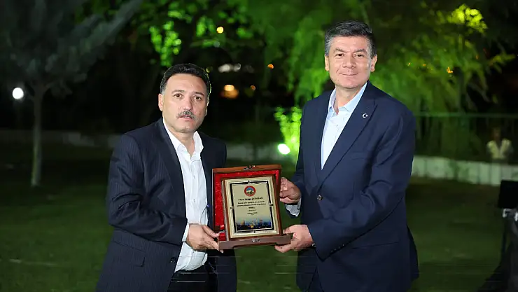 Vali Çiçek, Jandarma Komutanı Dedebağı ile veda etti