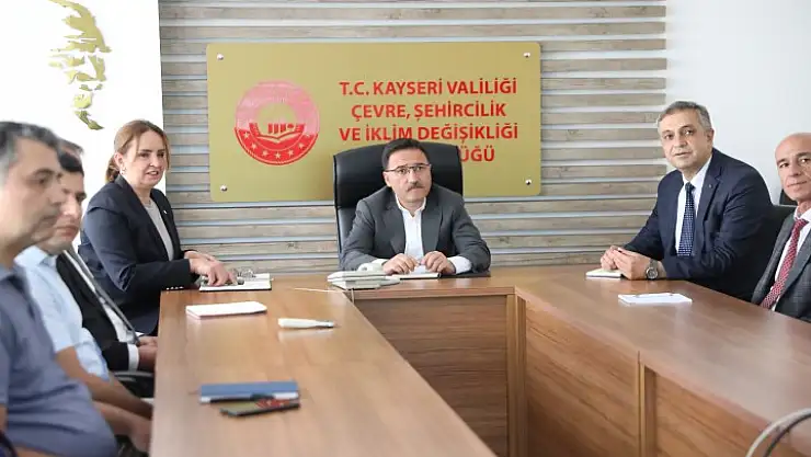 Vali Çiçek'ten Çevre Şehircilik ve İklim Değişikliği İl Müdürlüğü ve BARO'ya Ziyaret