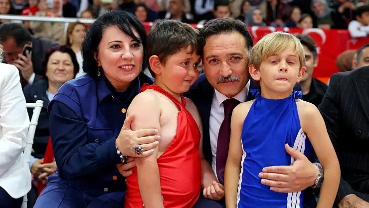 Vali Gökmen Çiçek, Bünyan yaz şenliği'ne katıldı