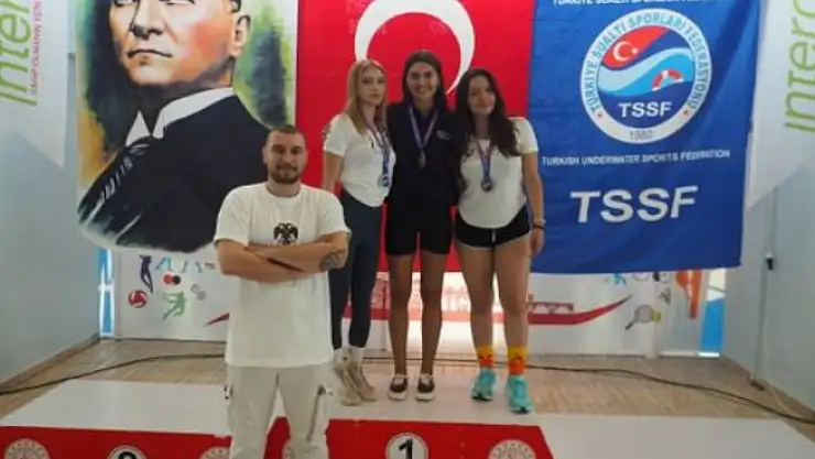 Yağmur Ergün, Paletsiz Dinamik Apnea Türkiye rekoru kırdı