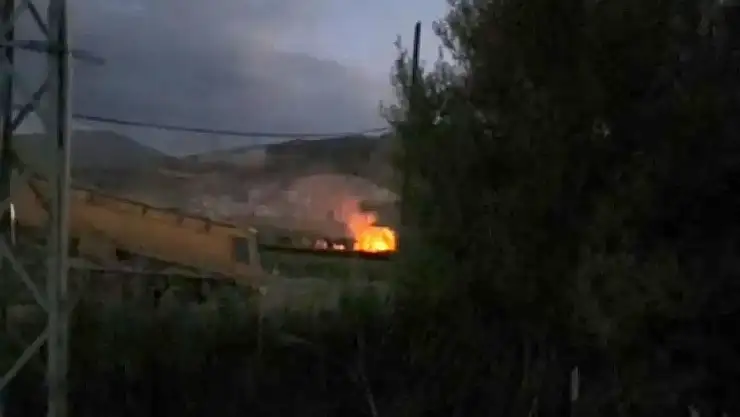 Yahyalı'da gece yarısı yangını