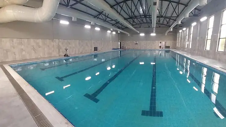 YARI OLİMPİK KAPALI YÜZME HAVUZU