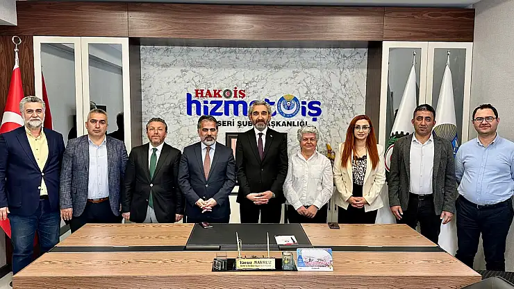 Yavuz Navruz'a tebrik ziyaretleri devam ediyor