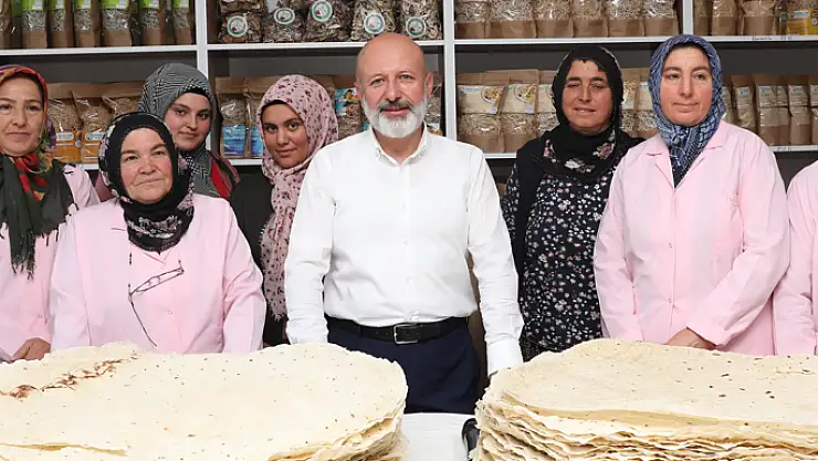 Yemliha Kadın Kooperatifi yufka üretiyor