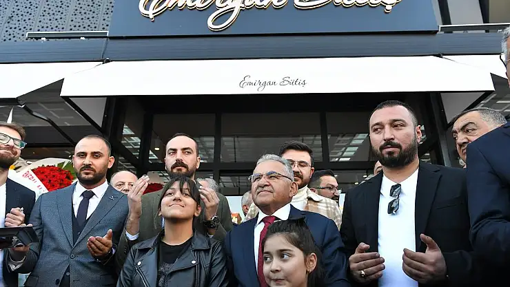 YENİ MAĞAZALARIN AÇILIŞINI GERÇEKLEŞTİRDİ