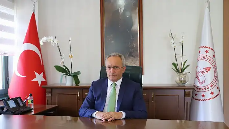 Yeni müfredat, merkezine 'insanı almış bir yapıdadır