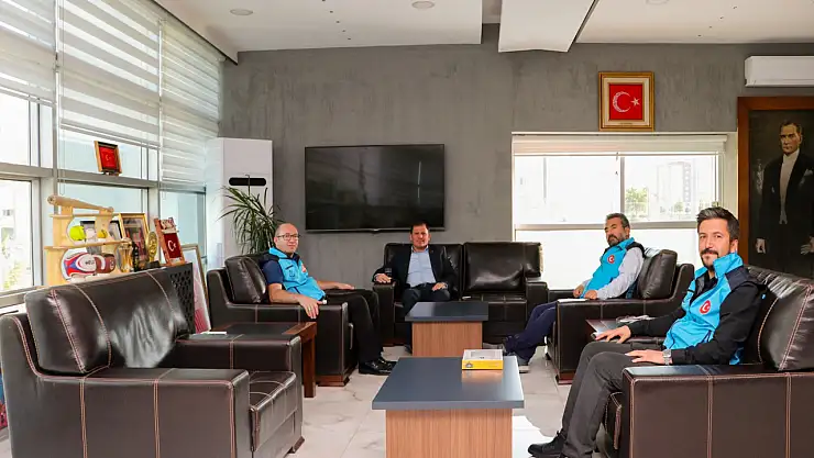 Yesevi Hareketi'nden Kabakcı'ya ziyaret
