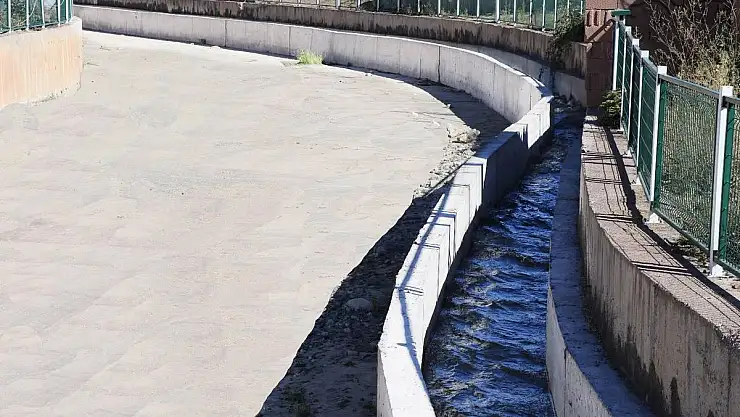 Yeşilhisar'da beton kanal çalışması tamamlandı