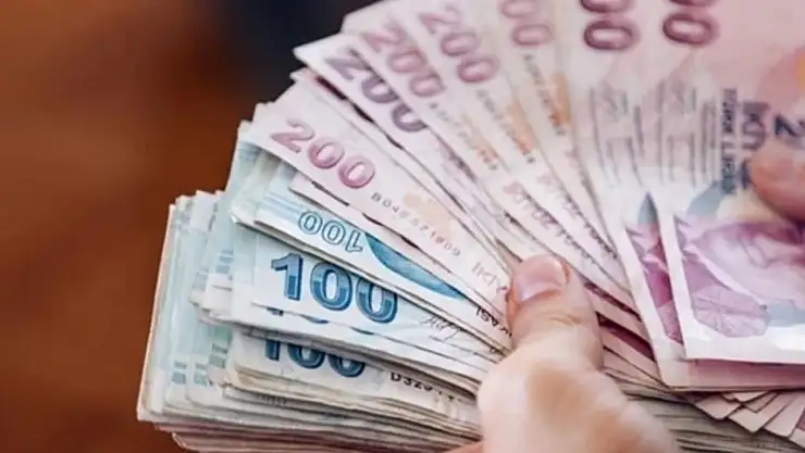 Yoksulluk sınırı ilk kez dört asgari ücreti aştı