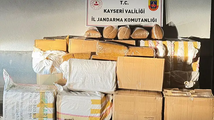 Yolcu otobüsünde 750 kilo kaçak tütün ele geçirildi