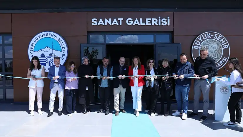 'Ateşle Yazılan Hikâyeler' Sergisi Sanatseverlerle Buluştu