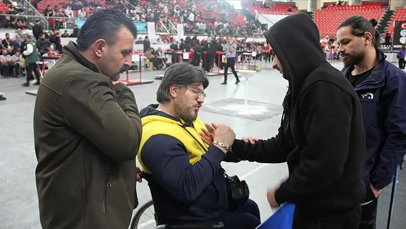 Avatar Gökhan'dan bilek güreşinde 41. şampiyonluk!