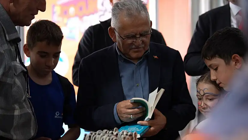 Başkan Büyükkılıç: '2'nci çocuk kitap fuarı ve şenliği'ne 500 bin ziyaretçi katıldı'