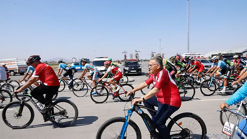 Büyükkılıç'tan bisiklete büyük destek