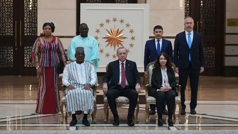 Erdoğan, 5 Ülke Büyükelçisinden güven mektubu aldı