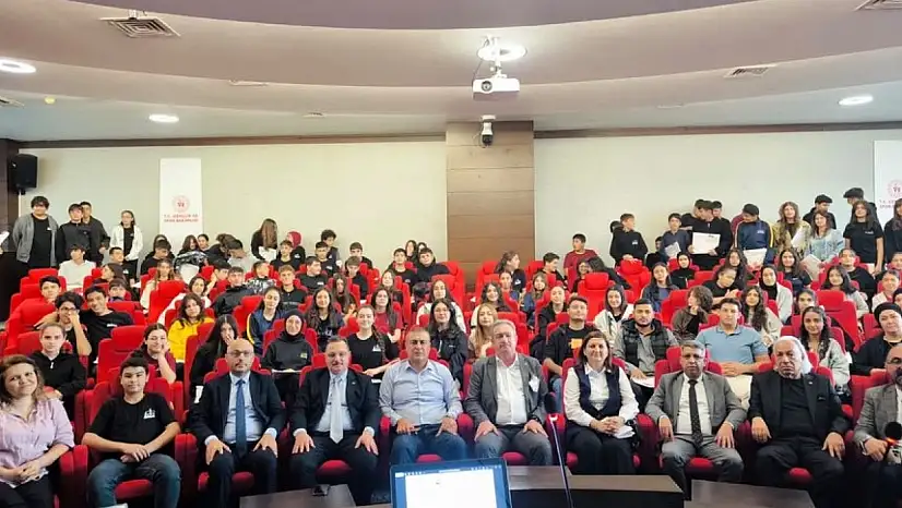 Hatay'da gençlere kriz iletişimi eğitimi