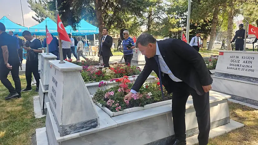 İl Müdürü Kabakcı, 15 Temmuz'da Şehitleri Dualarla Andı