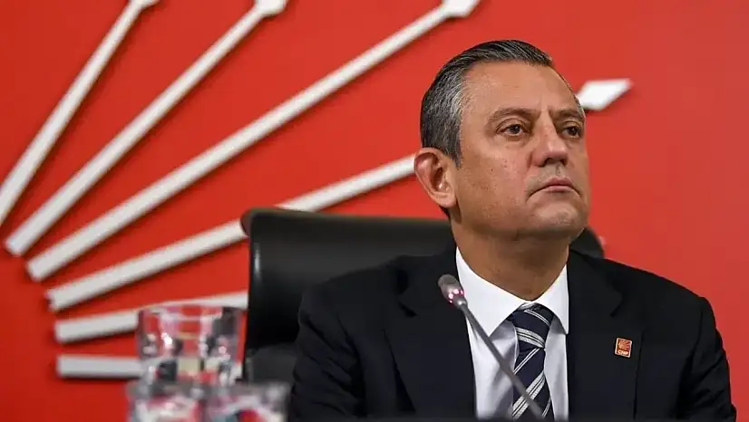 Özgür Özel yeniden genel başkan seçildi
