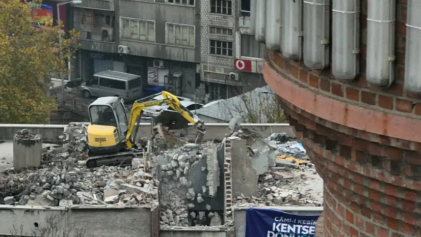 Suriçi Camikebir kentsel dönüşümünde yıkım başladı