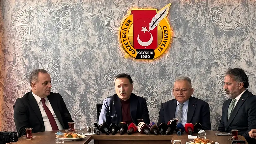 Vali Çiçek: Gazetecilik bir sevda işi