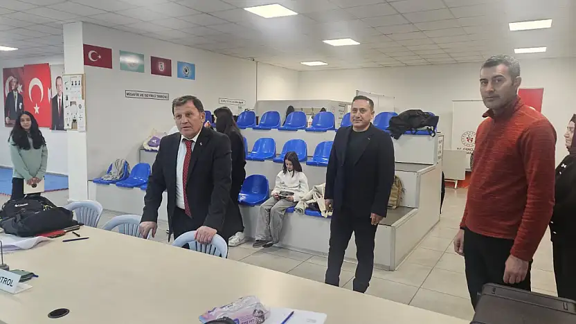 Ali İhsan Kabakcı spor tesislerini inceledi