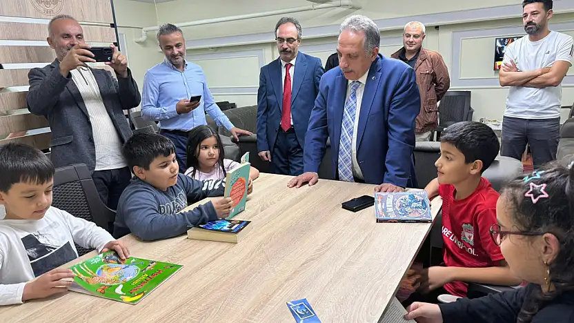 Apartman kütüphaneleri yarıyıl tatilinde öğrencilerin adresi oldu