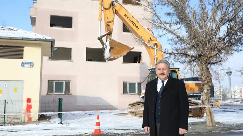 Aydınlıkevler Mahallesi'nde kentsel dönüşüm başladı